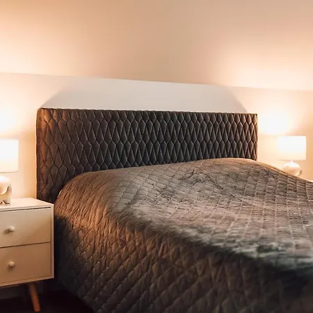 Dream House With Private Swimming Pool, Hot Tub And Sauna