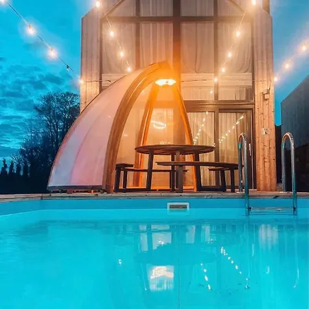 Vila Dream House With Private Swimming Pool, Hot Tub And Sauna