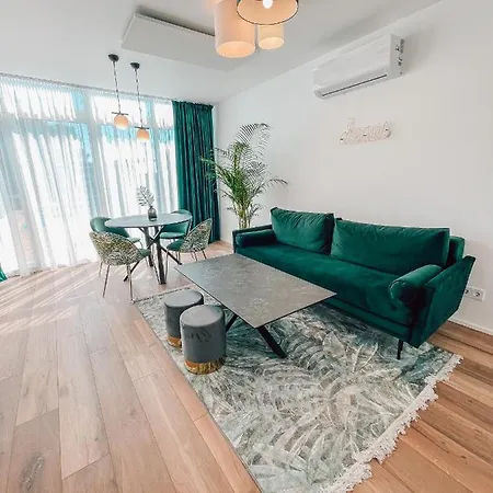 Villa Dream House With Private Swimming Pool, Hot Tub And Sauna Palanga