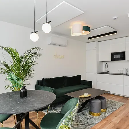 Dream House With Private Swimming Pool, Hot Tub And Sauna Villa *