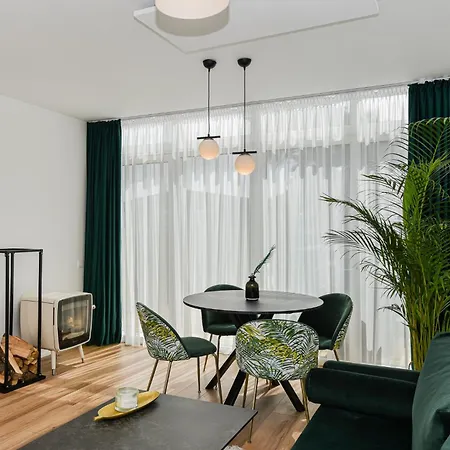 Dream House With Private Swimming Pool, Hot Tub And Sauna Villa