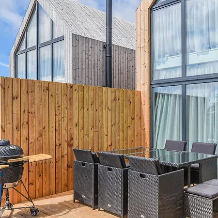 Villa Dream House With Private Swimming Pool, Hot Tub And Sauna Palanga