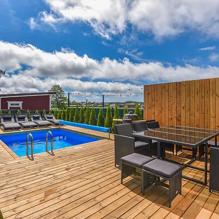 Dream House With Private Swimming Pool, Hot Tub And Sauna Palanga