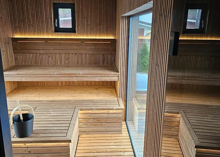 Dream House With Private Swimming Pool, Hot Tub And Sauna Вілла